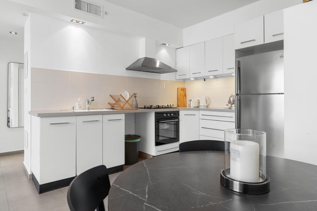 Best Location In Тел Авив Екстериор снимка