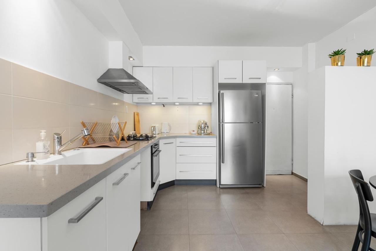 Best Location In Тел Авив Екстериор снимка