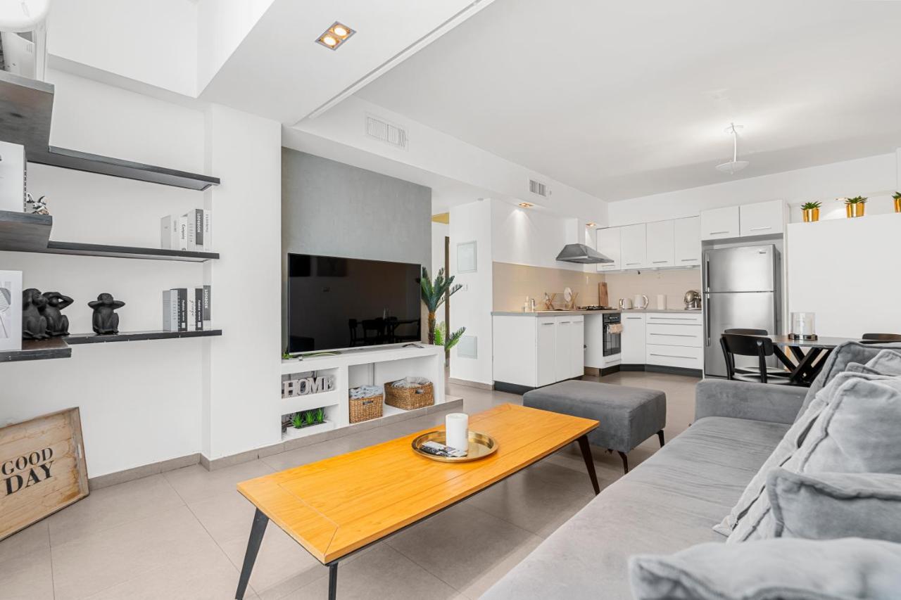 Best Location In Тел Авив Екстериор снимка