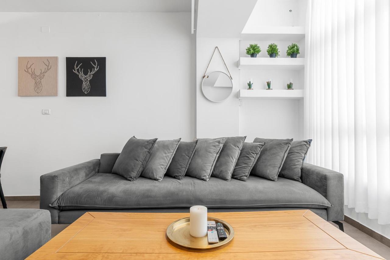 Best Location In Тел Авив Екстериор снимка
